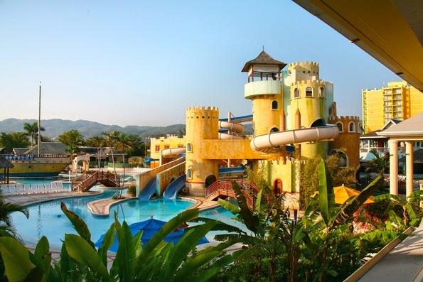 Sunset Beach Resort, Spa & Waterpark 1
