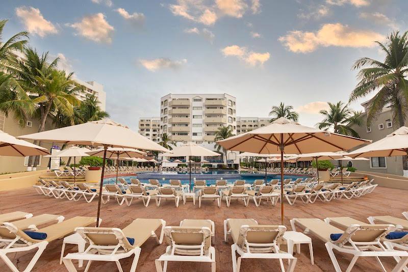 Tesoro Ixtapa 1