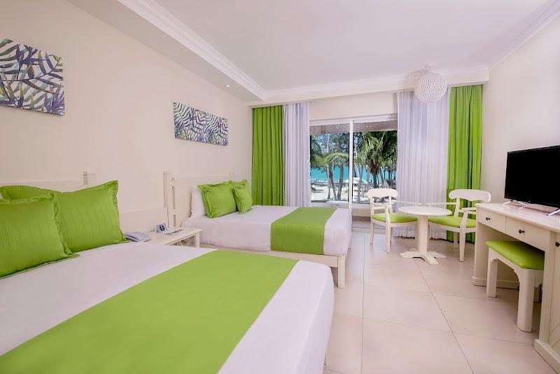 Vista Sol Punta Cana Beach Resort & Spa thumbnail 2