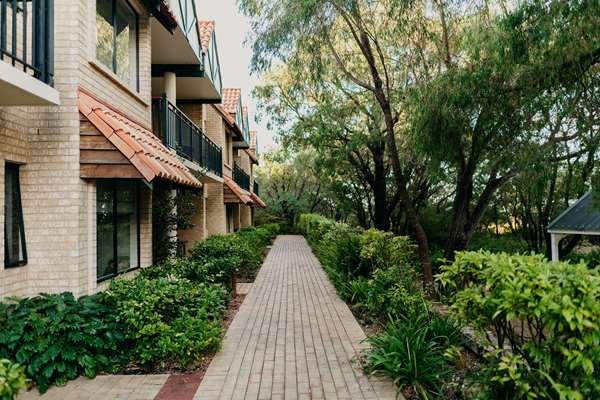 Viva Wyndham Tangerine 1