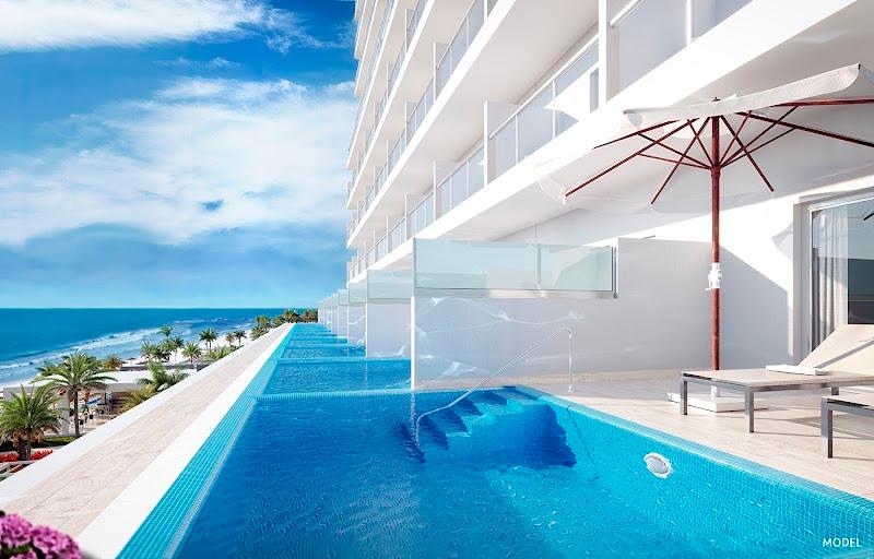 Hotel Riu Ventura thumbnail 3