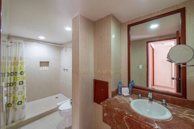 Hotel Dos Playas Faranda Cancun thumbnail 4