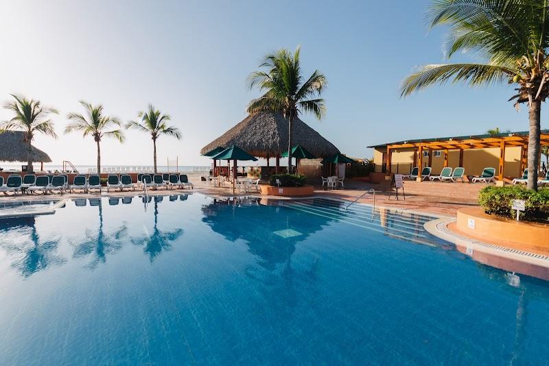 Grand Decameron Panama, A Trademark All-inclusive Resort thumbnail 5
