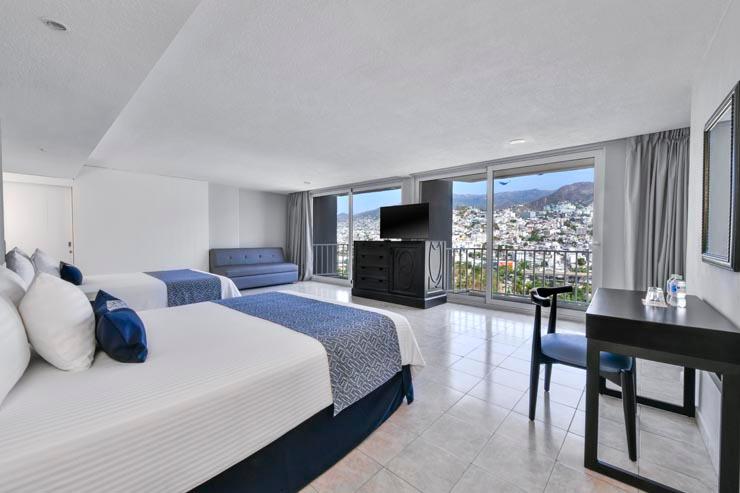 Krystal Beach Acapulco thumbnail 2