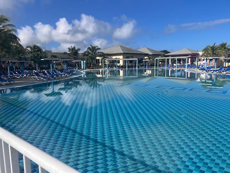 Playa Paraíso - Cayo Coco Beach Resort thumbnail 5
