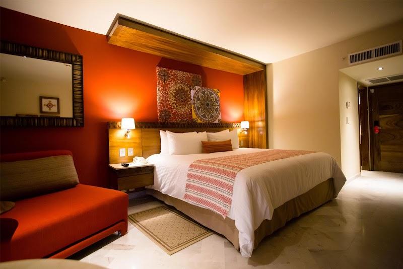 Sunscape Puerto Vallarta Resort & Spa thumbnail 2