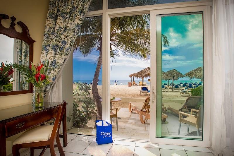 Breezes Bahamas Resort & Spa thumbnail 4