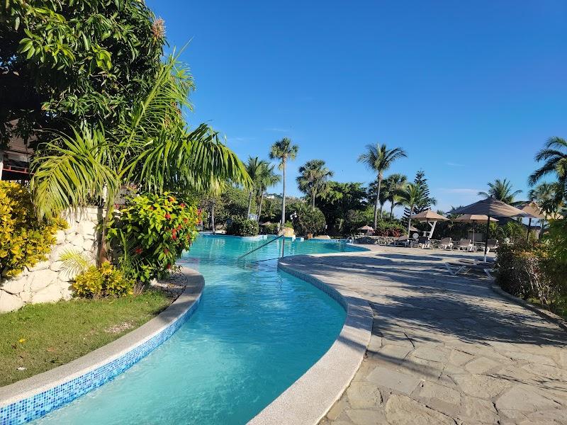 Lifestyle Tropical Beach Resort & Spa thumbnail 3