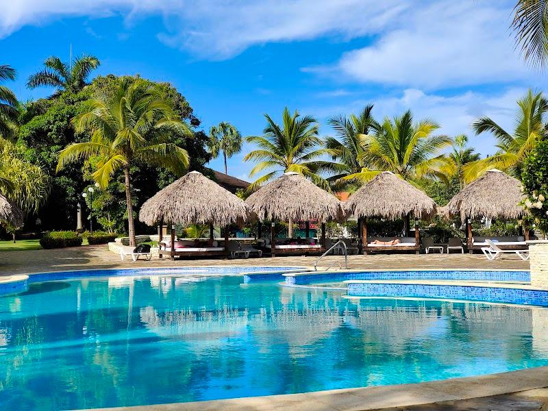 Lifestyle Tropical Beach Resort & Spa thumbnail 5