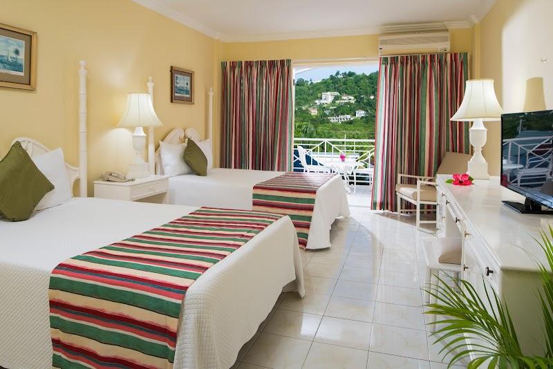 SeaGarden Beach Resort thumbnail 2