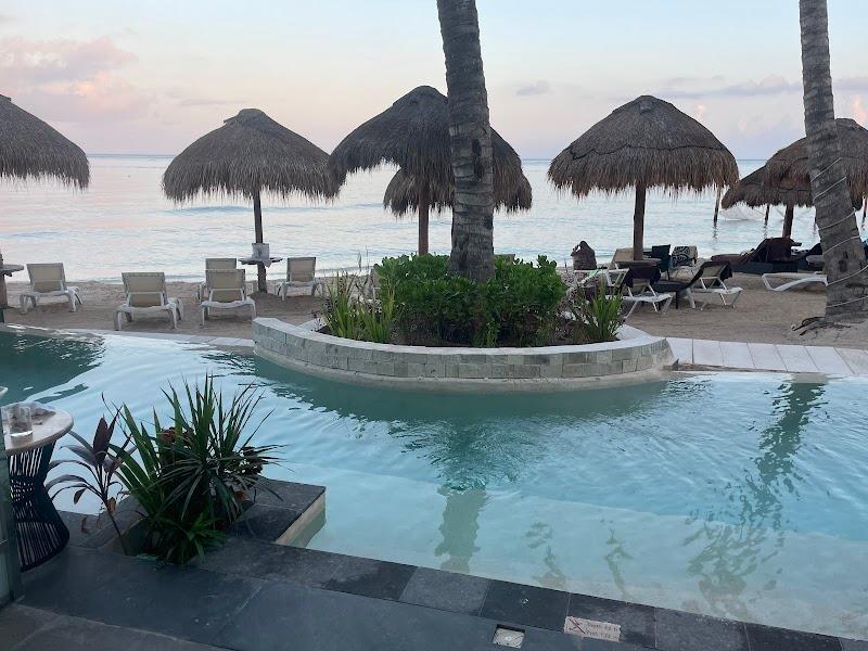 Dreams Cozumel Cape Resort & Spa thumbnail 3