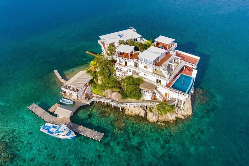 Villa on Dunbar Rock 1