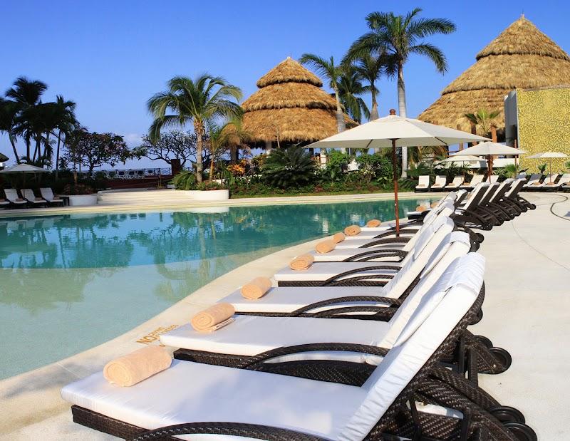 Dreams Acapulco Resort & Spa thumbnail 3