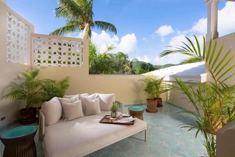 Curtain Bluff 1