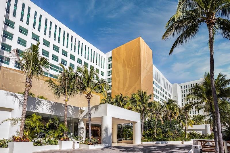 Dreams Sands Cancun Resort & Spa 1