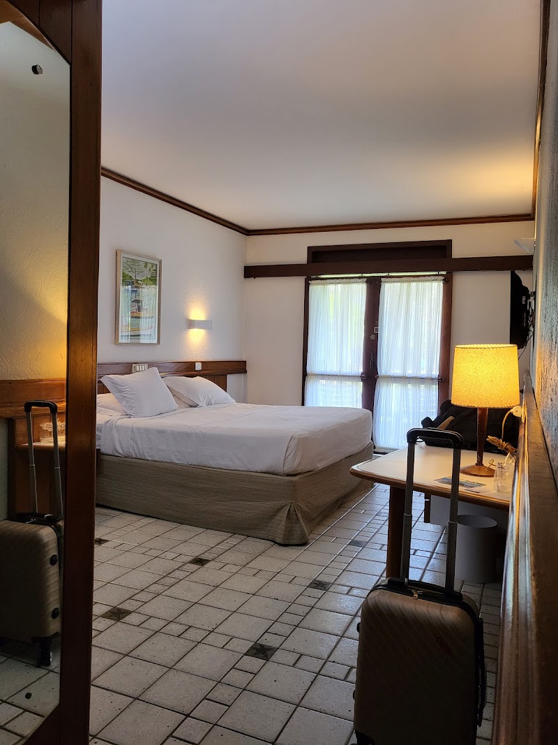 Summerville Resort - All Inclusive thumbnail 2