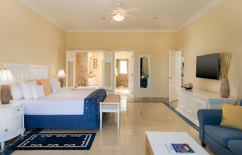 Emerald Estates Luxury Villas thumbnail 5