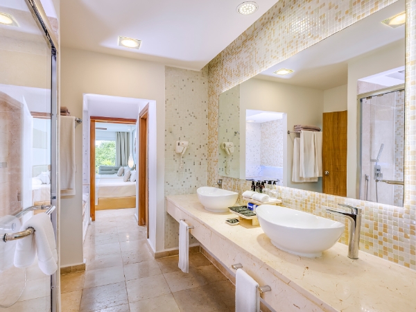 Melia Costa Rey thumbnail 4