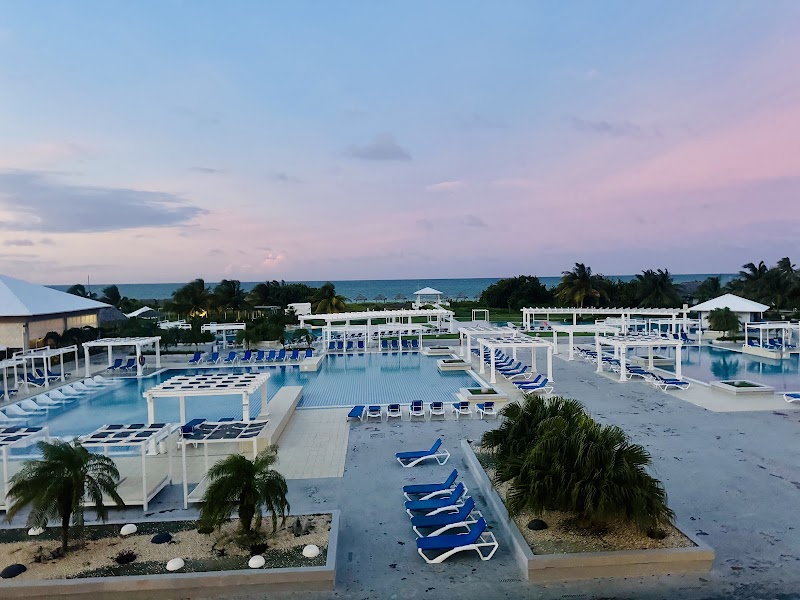 Melia Costa Rey thumbnail 5