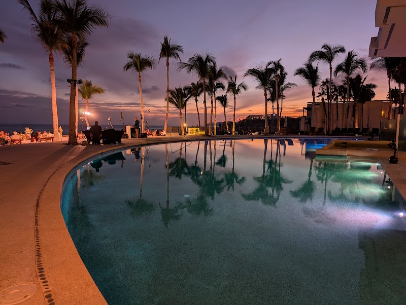 Marquis Los Cabos thumbnail 3