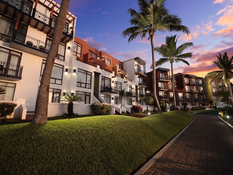 El Cid Marina Beach Hotel thumbnail 4