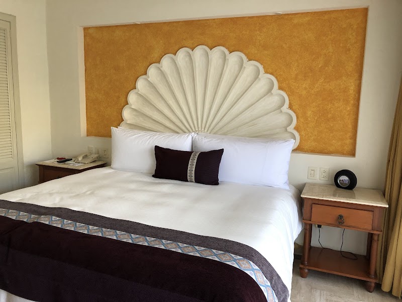 Velas Vallarta thumbnail 2