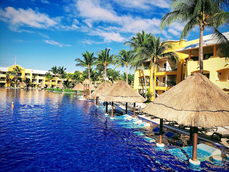 Barcelo Maya Palace thumbnail 3