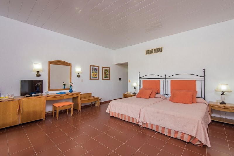 Aston Costa Verde Beach Resort thumbnail 2