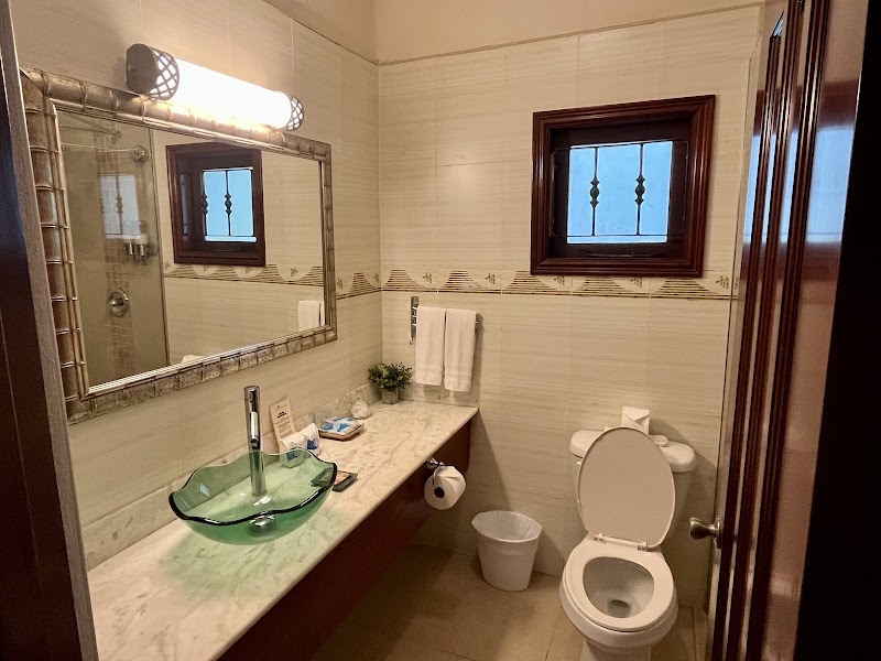 Sugar Cane Club Hotel & Spa thumbnail 4