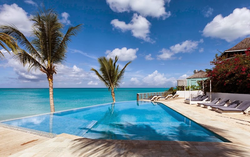 Cocobay Resort thumbnail 3