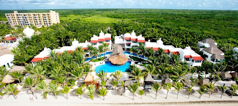 Hidden Beach Au Naturel Resort thumbnail 5