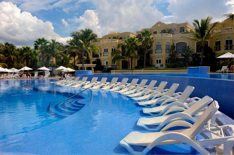 Pueblo Bonito Emerald Bay Resort & Spa thumbnail 3