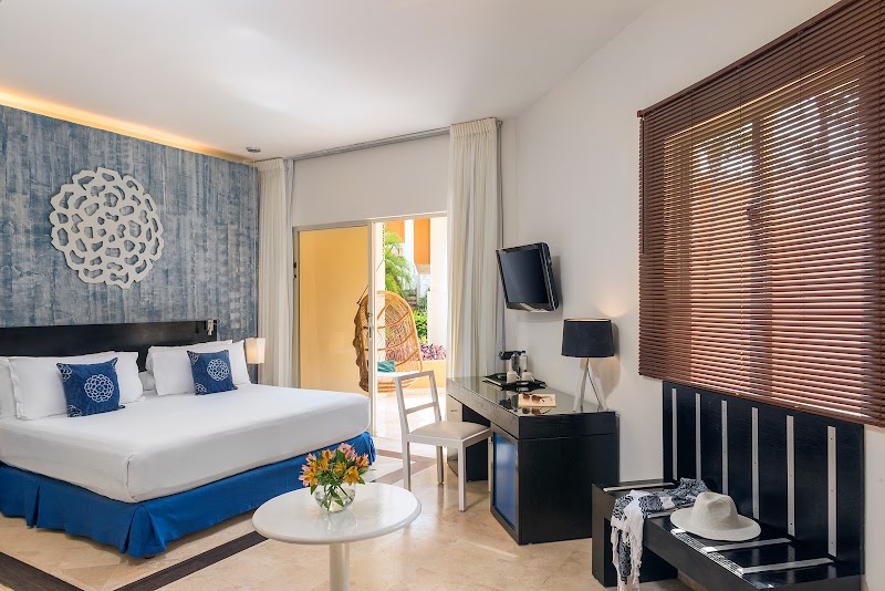 Ocean Maya Royale thumbnail 2