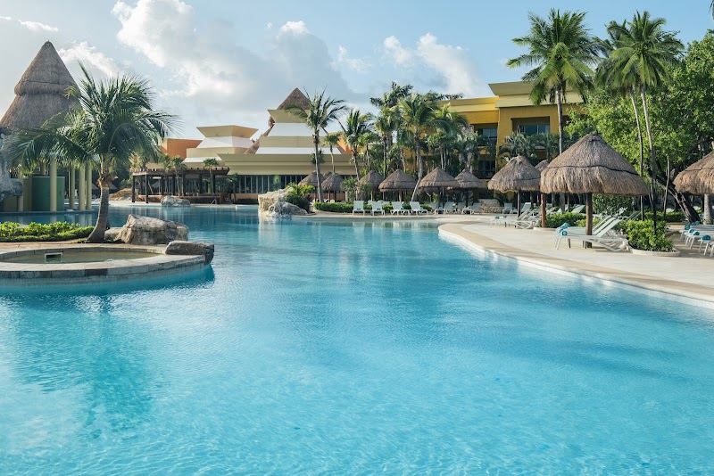 Iberostar Selection Paraiso Maya Suites thumbnail 3