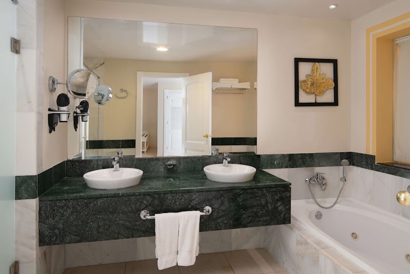 Bahia Principe Luxury Bouganville thumbnail 5