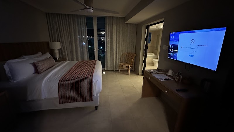 O2 Beach Club & Spa thumbnail 2