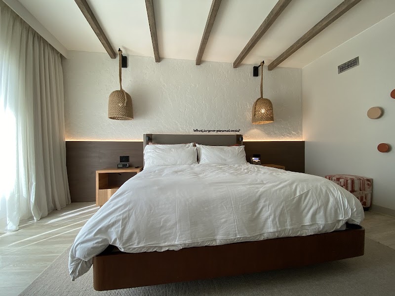 Renaissance Wind Creek Aruba Resort thumbnail 2