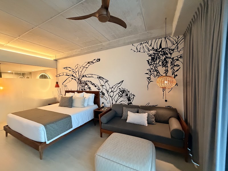 Hyatt Vivid Grand Island thumbnail 2