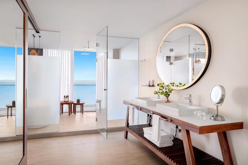 Hyatt Vivid Grand Island thumbnail 5