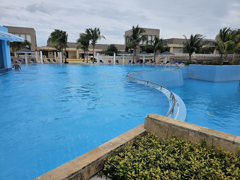 GRAND ASTON Cayo Las Brujas Beach Resort & Spa thumbnail 3