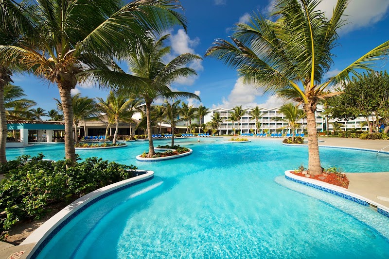 Coconut Bay Beach Resort & Spa thumbnail 3