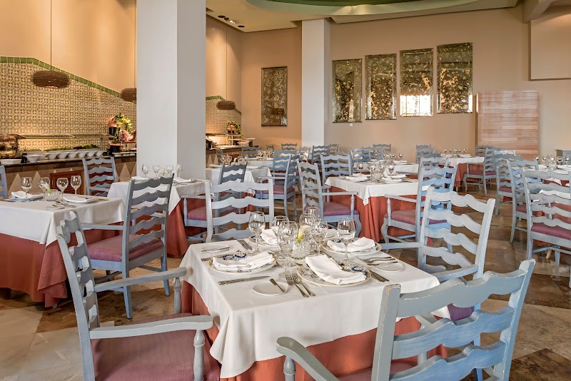 Iberostar Selection Rose Hall Suites thumbnail 5