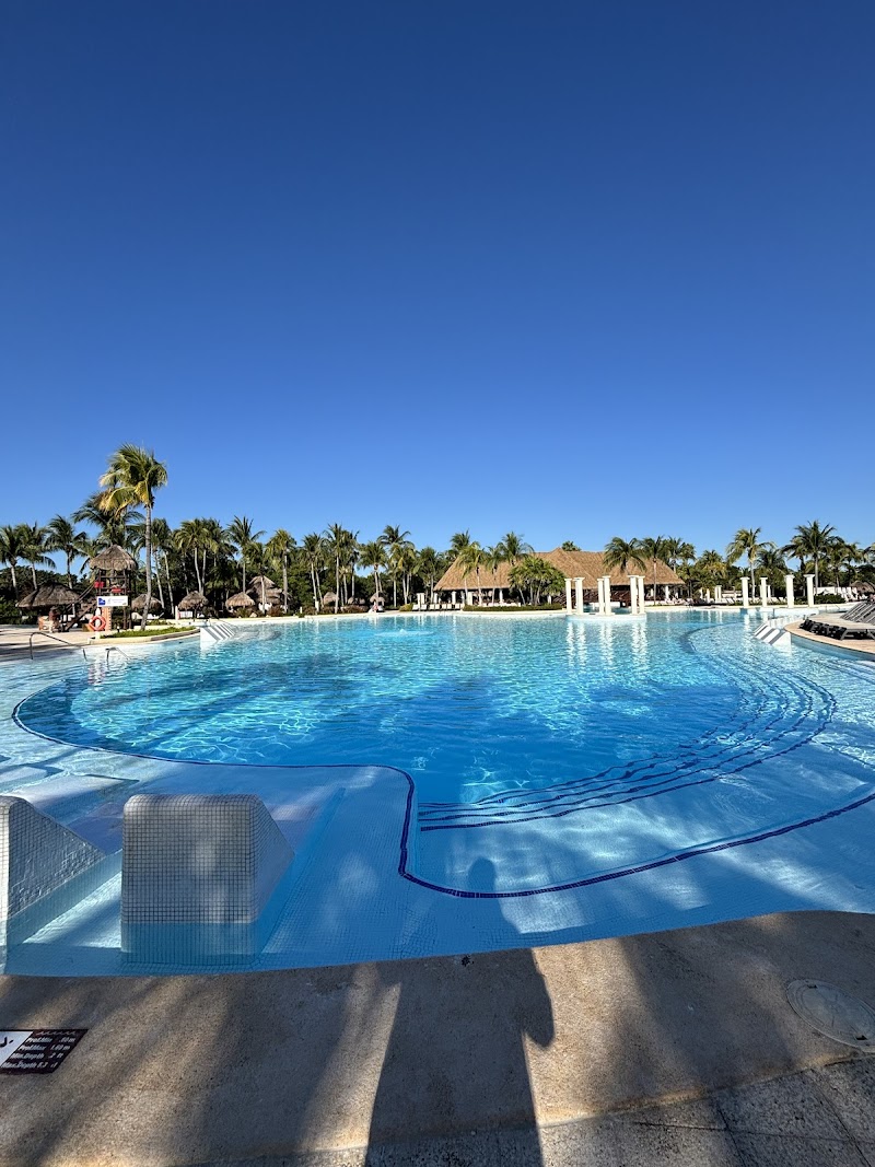 Grand Palladium Kantenah Resort & Spa thumbnail 3