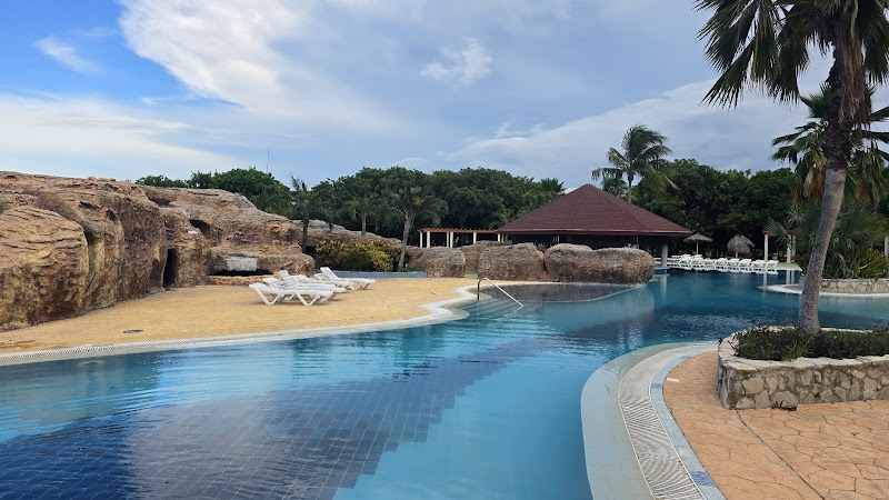 Sanctuary At Grand Memories Varadero thumbnail 3