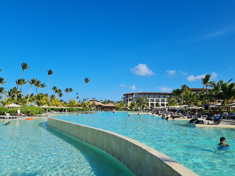 Lopesan Costa Bávaro Resort Spa & Casino thumbnail 3