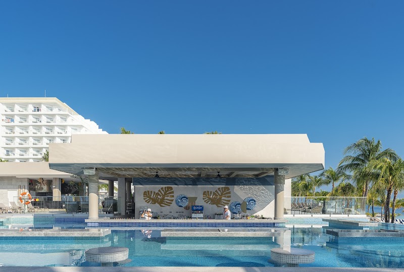 Hotel Riu Caribe thumbnail 5