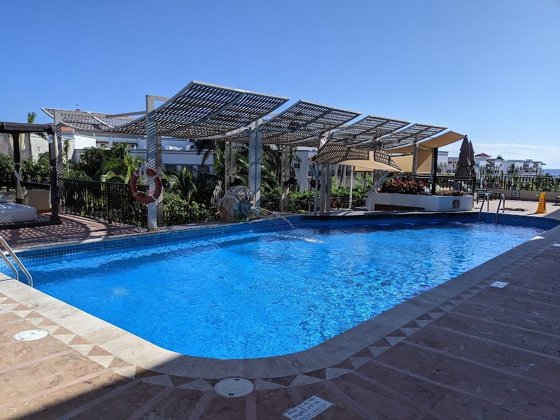 Wyndham Alltra Playa Del Carmen Adults Only All Inclusive thumbnail 3