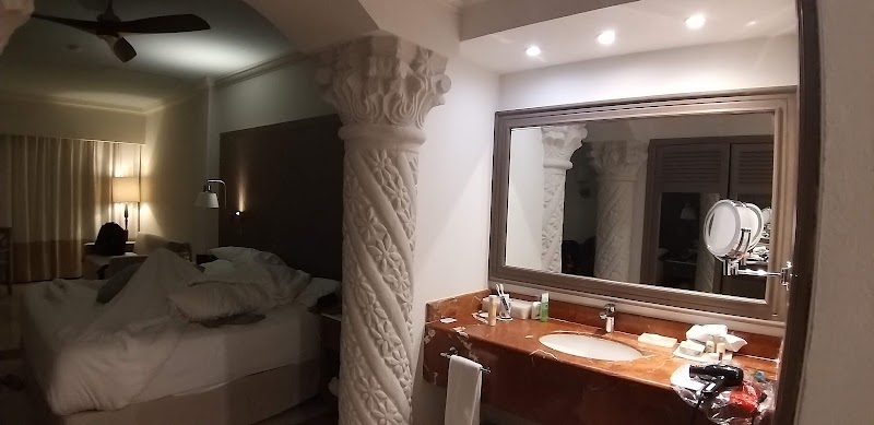 Wyndham Alltra Playa Del Carmen Adults Only All Inclusive thumbnail 4