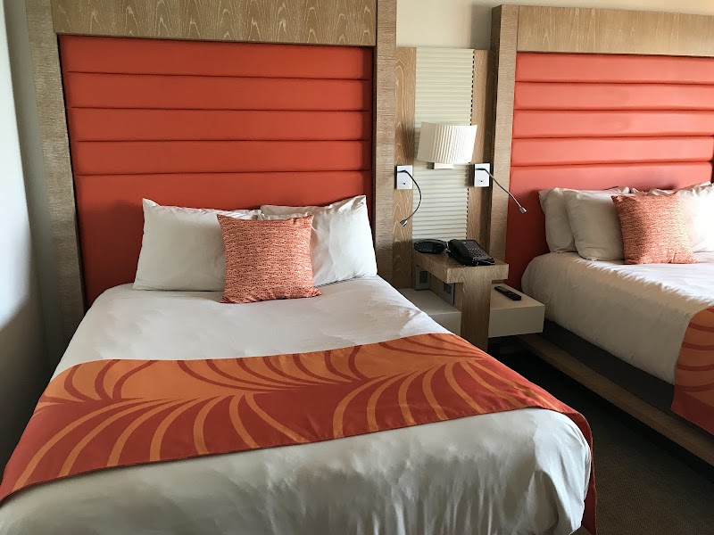 Grotto Bay Beach Resort & Spa thumbnail 2