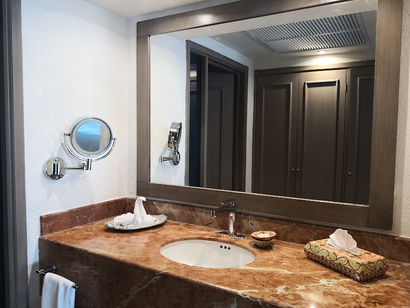 Sunscape Cancun Resort & Spa thumbnail 4